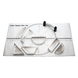 Optical models with graduated arc